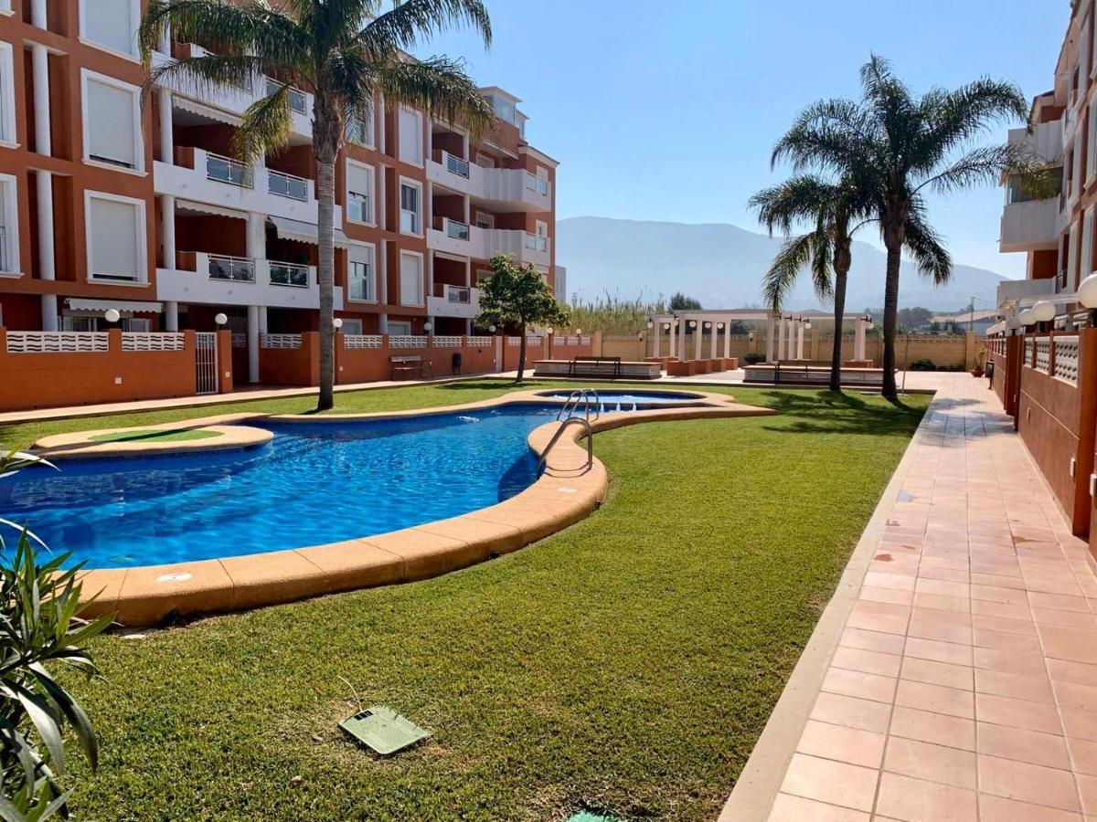 Apto. Con Gran Terraza Y Acceso Directo A Piscina. Denia Bagian luar foto